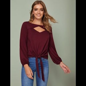 *NEW SHEIN Cut Out front Knot Hem Top Size-L